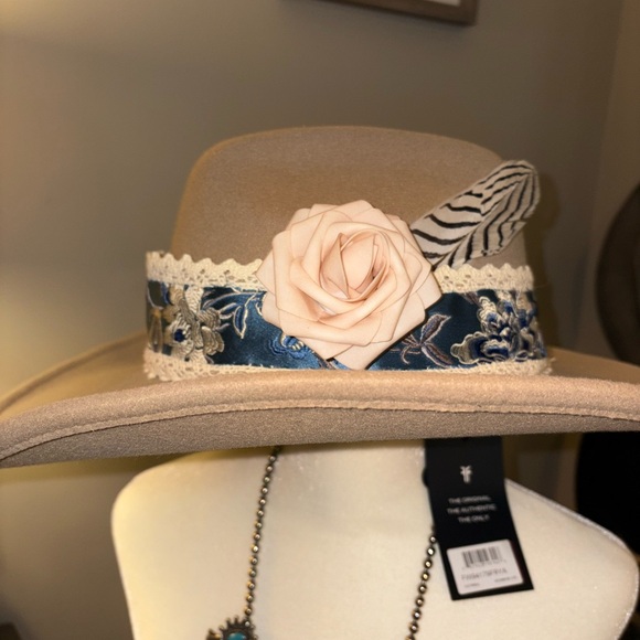 Frye Tan Hat with Pink Rose and Lace Band - Picture 3 of 7